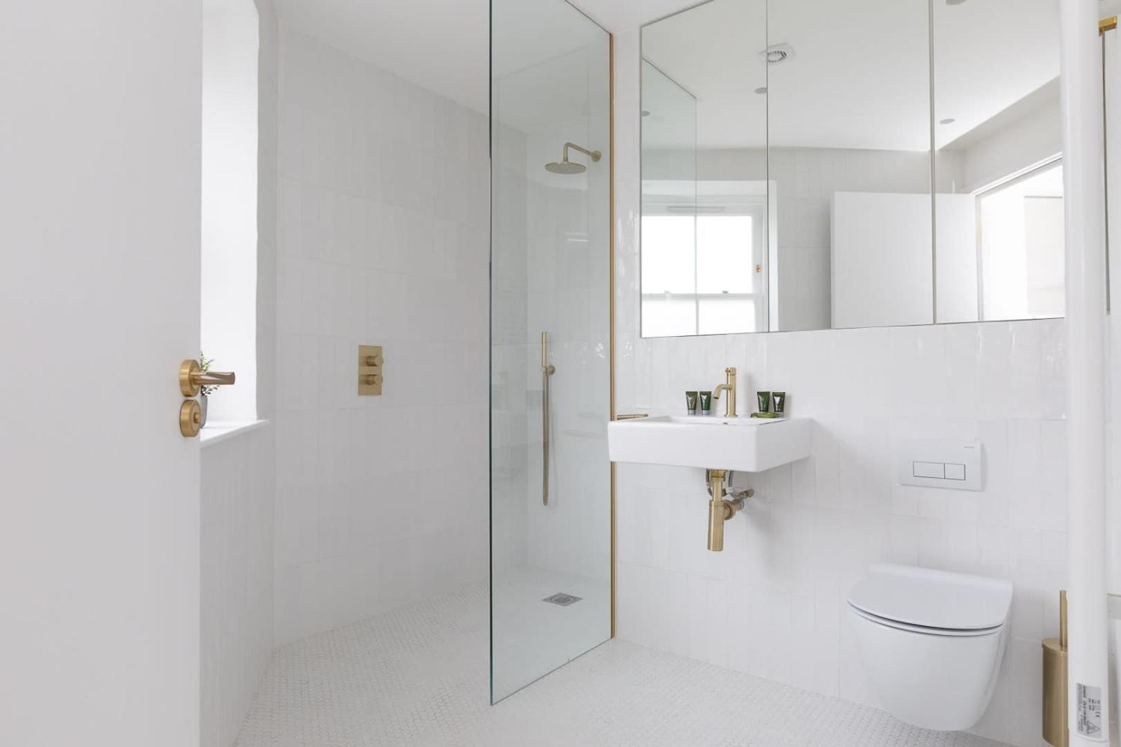 Two Adjacent Luxurious 1 Bed Londra