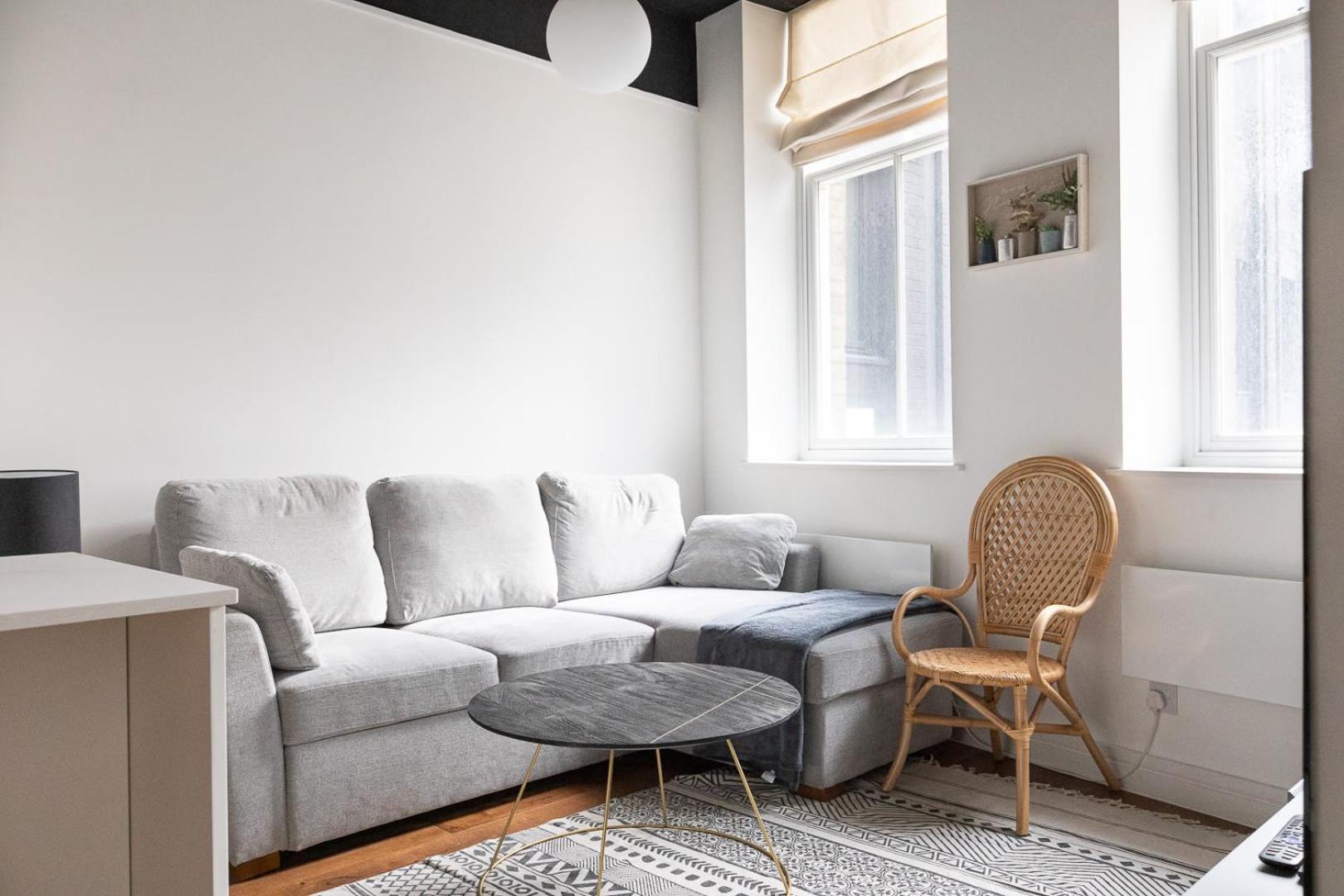 Two Adjacent Luxurious 1 Bed Londra